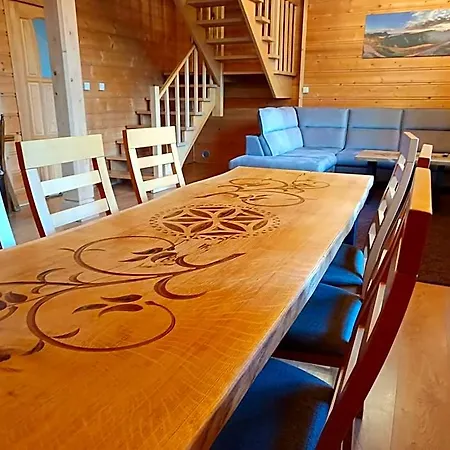 Dom Goralski Kamilux Lodge