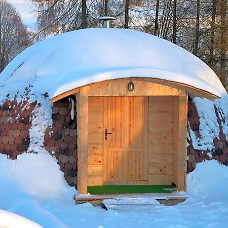 Dom Goralski Kamilux Lodge *